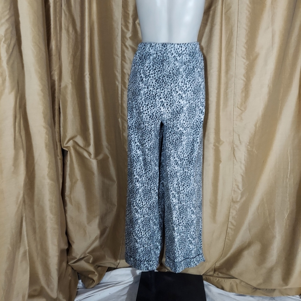 SOLD🚫🚫🚫Anne Klein gray sleep pants - Picture 4 of 10